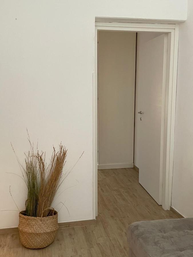 Apartamento Il Cortiletto Tarento Exterior foto